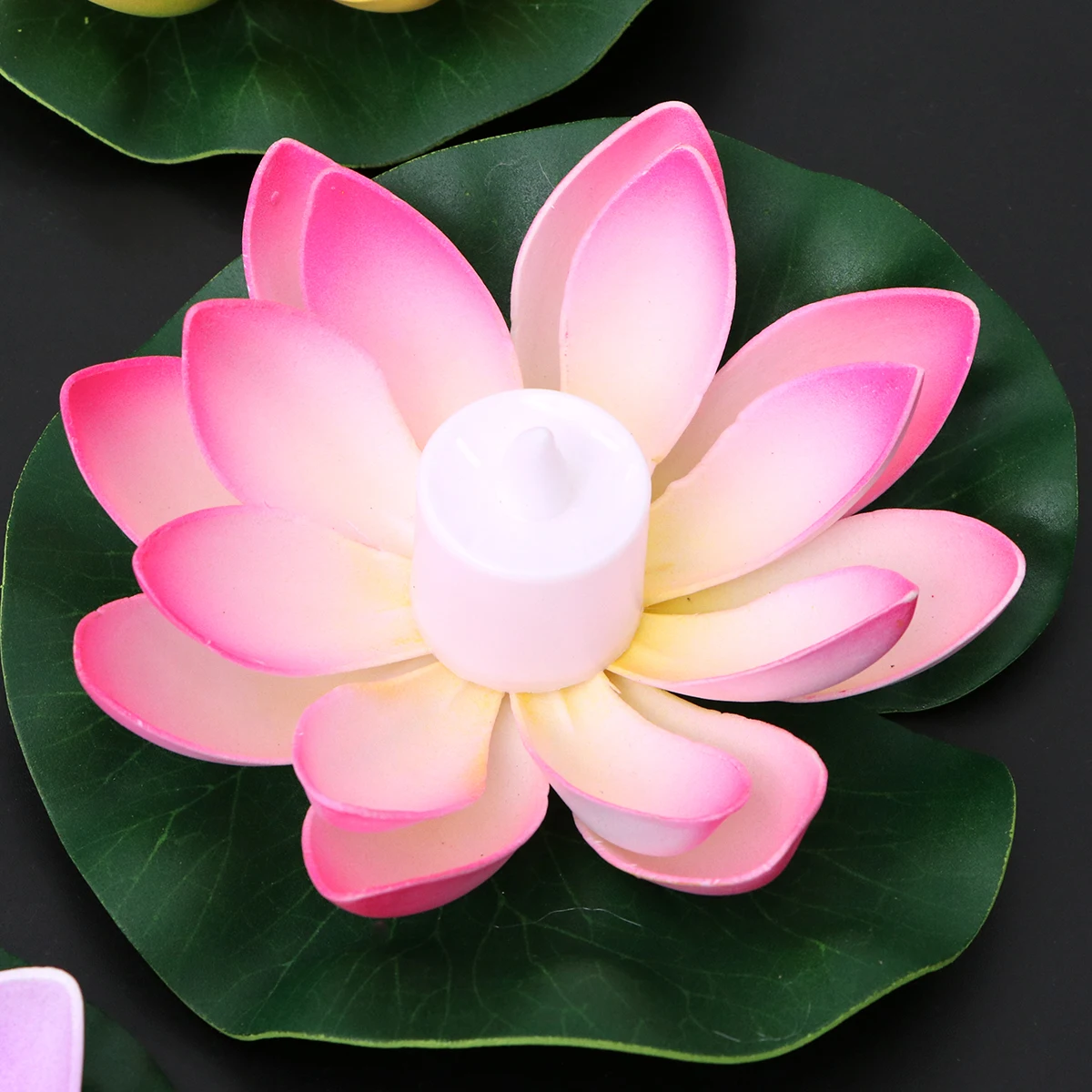 

6 Pcs Lotus LED Floating Waterproof Garden Pond Decor Romantic Stylish Home Decoration Gift