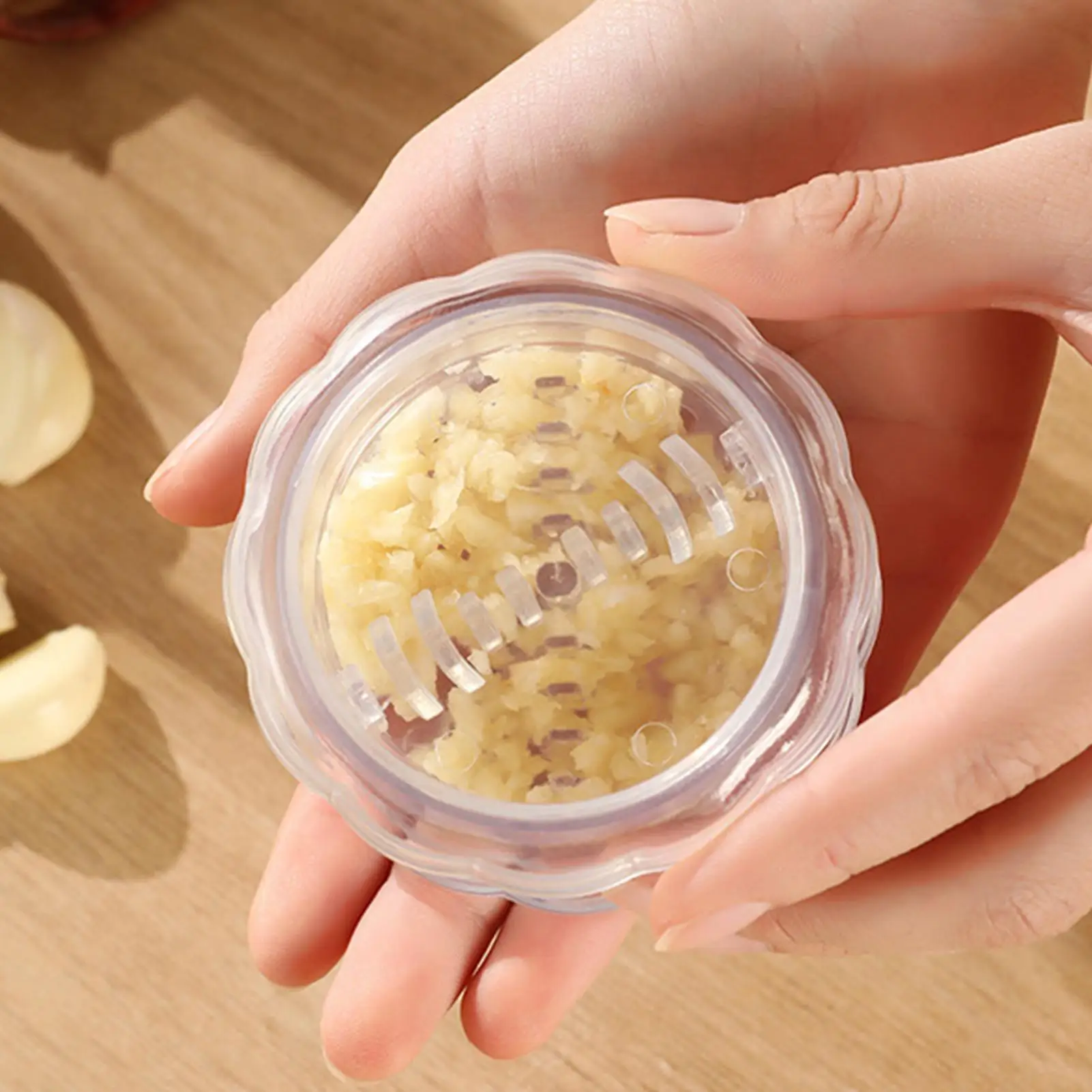 new Household Peeling Garlic Crusher Food Processor Garlic Press Roll Crusher Chopper Utensils Kitchen Gadget