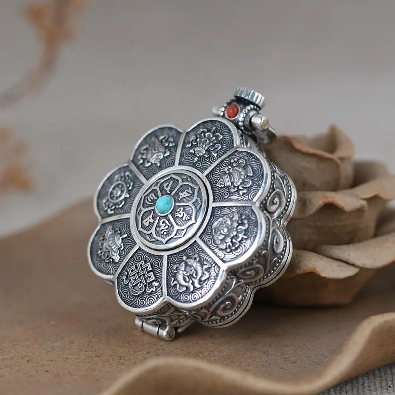 Six-character Mantra Can Be Opened Hollow Gawu Box Retro Necklace