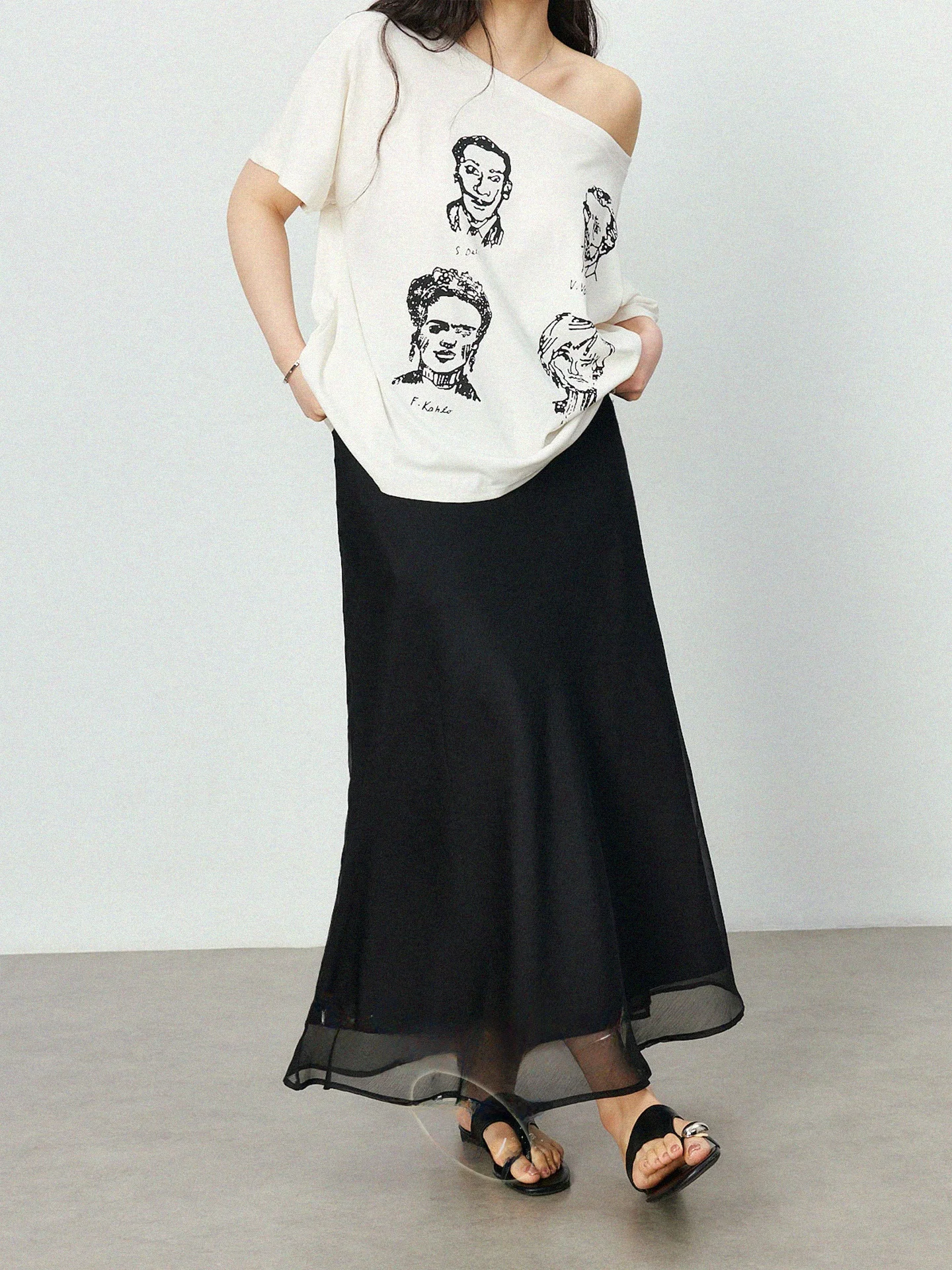 

High Waist Flared Skirt for plus Size Women Elastic Waist Black Midi Skirt Slimming Belly Covering Commute Korean Style