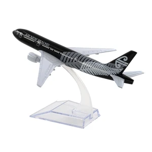 16cm B777 Air Nueva Zelanda 1: 400 Réplicas de metal aerolínea 777 Airbus Aircraft Modelo Toys Aviation Decoration Airplane 8 Mejor modelo de avión de ventas Air New Zealand - №6