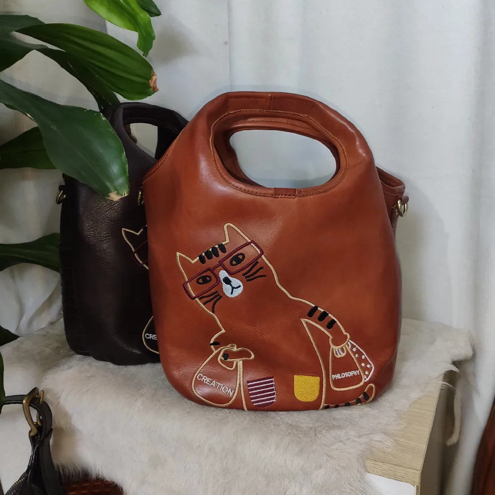 Women Original Deisgn Vintage Cat Embroidered Genuine Cow Leather Bags