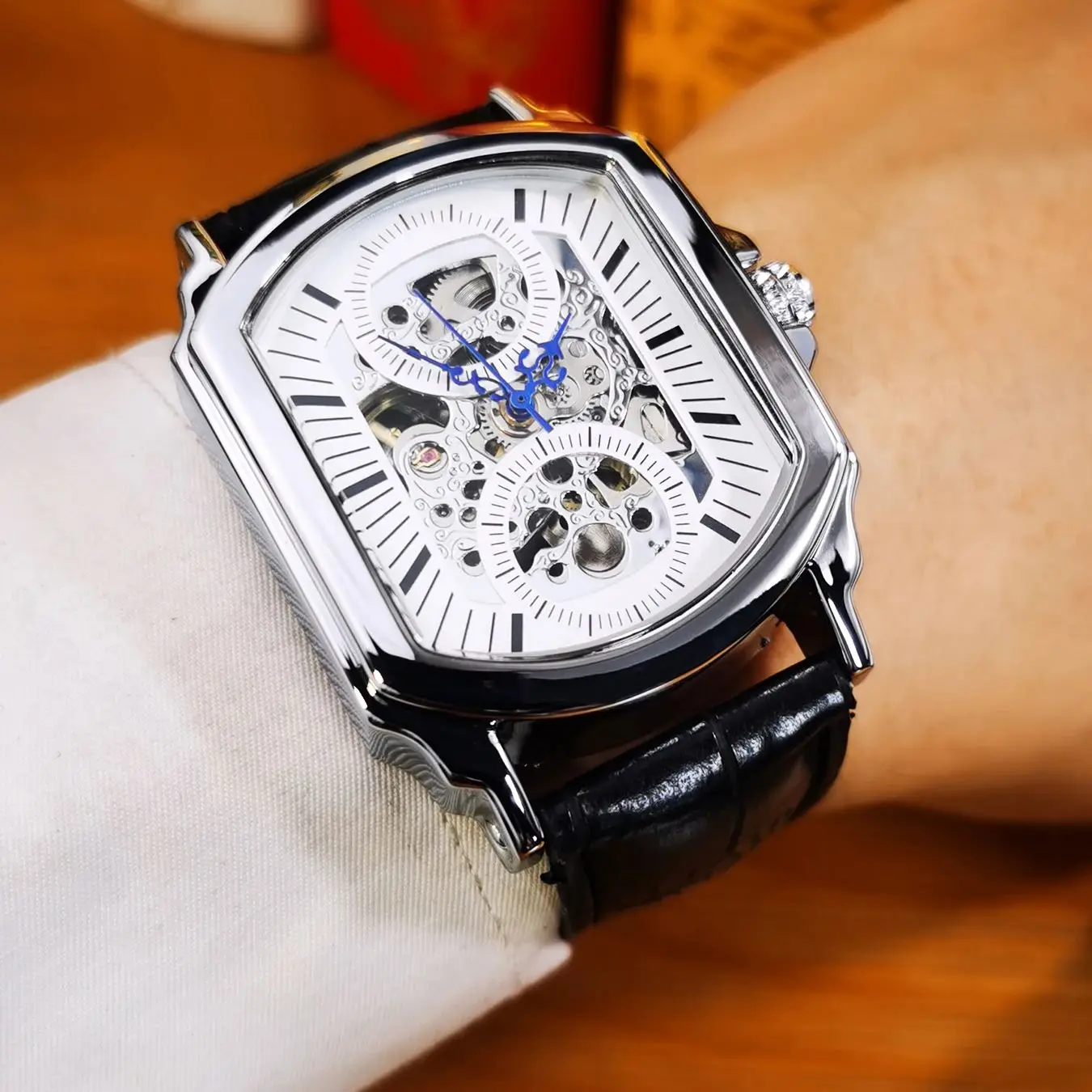 WINNER Business Mens Watches Top Brand Luxury Skeleton Automatic Mechanical Watch for Men Blue Pointers Black Leather Strap New