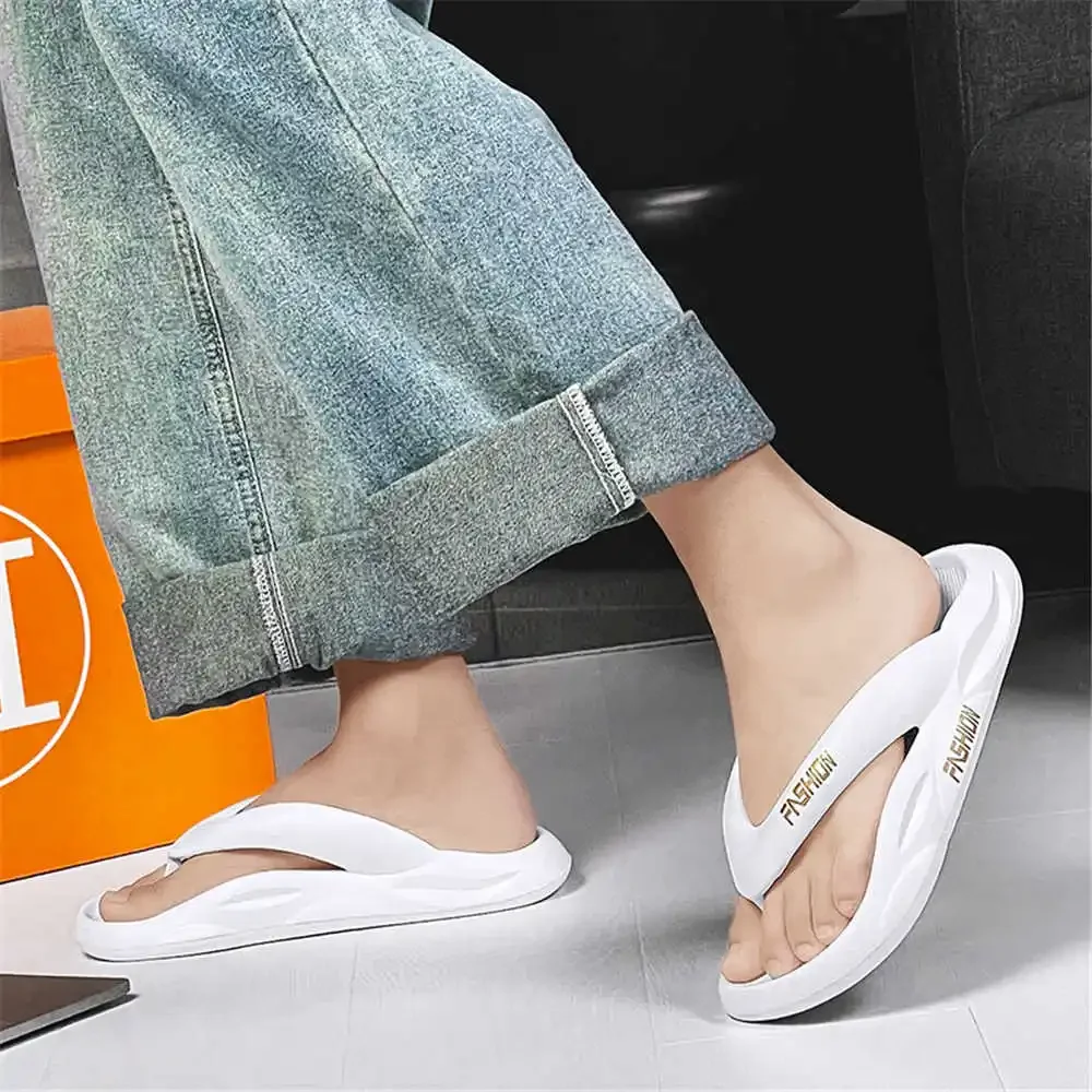 Shiatsu Nonslip Hawaiian Sandal Funny Man House Slippers Shoes White Man Sports Sneakers Sheos Best Selling Top Luxury