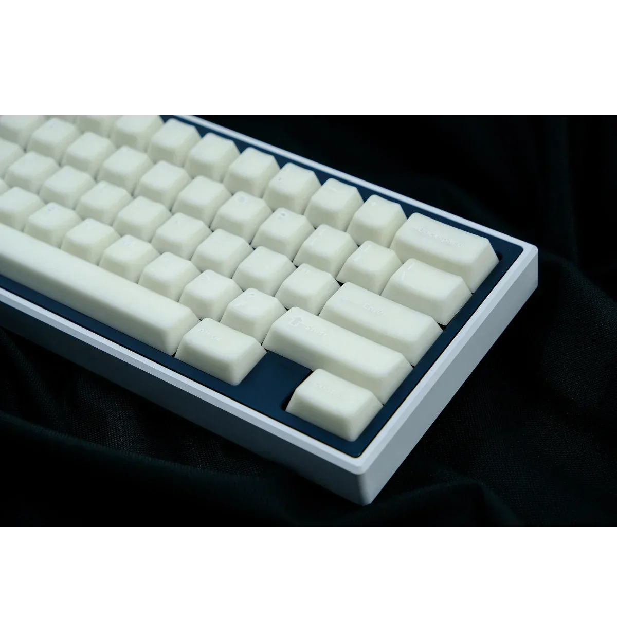 114-Key mechanical keyboard keycap PBT two-color molding cherry original height adaptation 61/87, etc