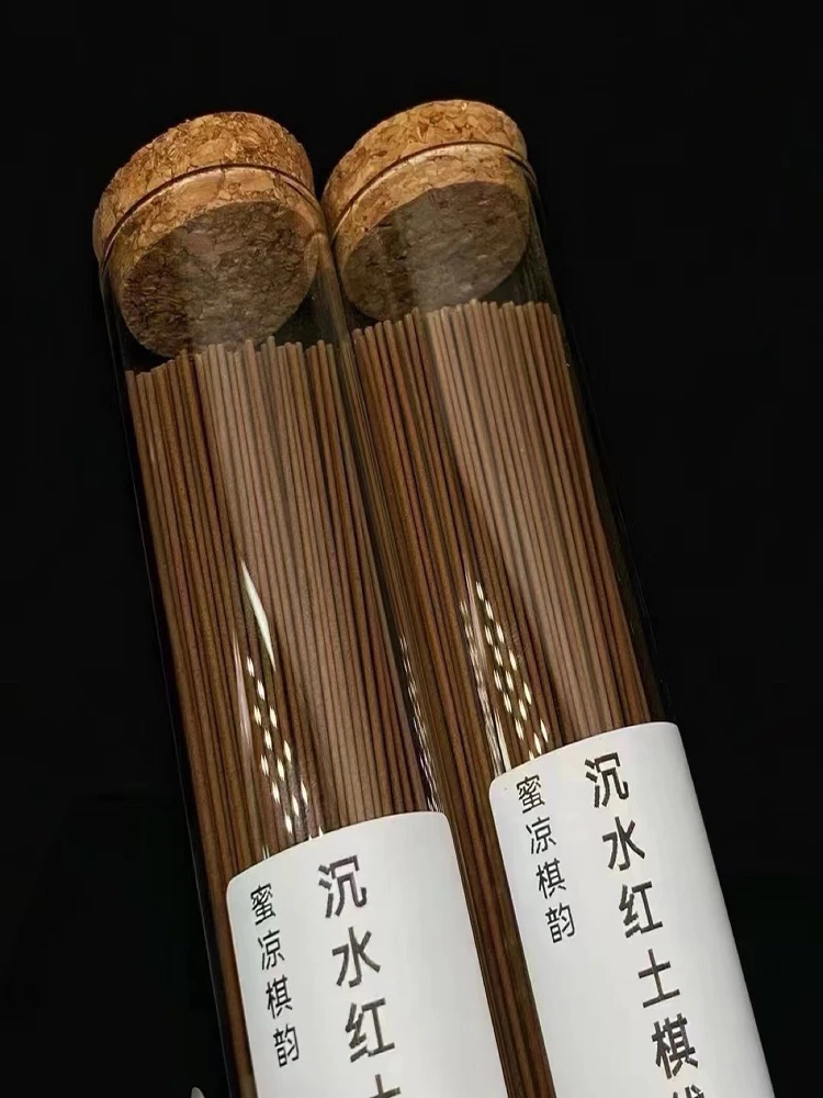 Mainly with Hainan Qinan aloeswood, supplemented with ambergris, long-lasting fragrance incense.