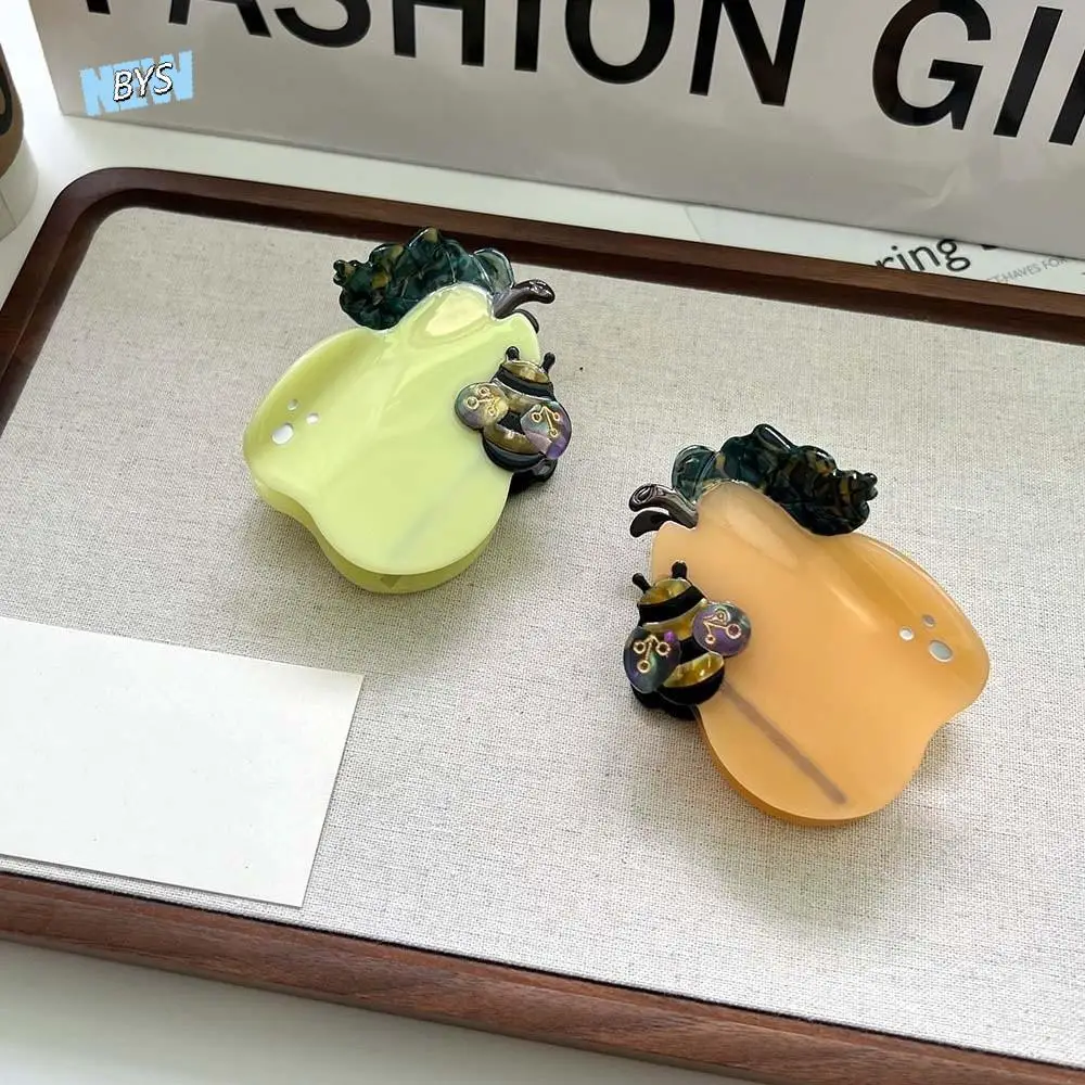 

Creative Waterproof Bee Pear Shark Clip Acrylic Sweet Acetic Acid Hair Claw Cartoon Headwear Acetate Hairgrips Women