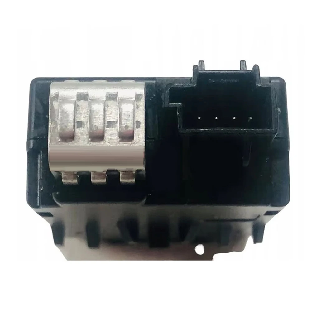 

A2068202600 Черное зарядное устройство с USB-разъемом, простая установка, не деформируемые детали, практичное зарядное устройство, быстрая установка