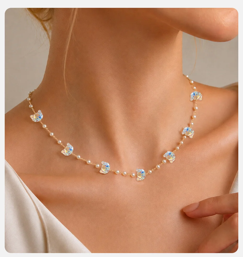Vnox Exquisite Halskette mit weißen Katzenanhängern für Damen, Edelstahl, vergoldet, Y-förmige Halskette mit Imitationsperlen, Schichtschmuck – Detail 2