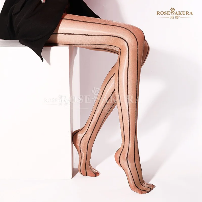 

Cherry Blossom7328Oil Flash Series Eight Vertical Lines Shiny Silky Black Silk Open Crotch Slimming Pantyhose Ultra-Thin【Inc