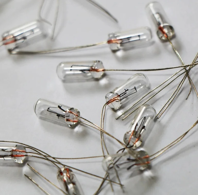 100 مناسبة لجي إم سي شيفروليه هوندا تويوتا راديو المناخ التبديل زر ضوء لمبة 5 مللي متر شفافة 3V6V9V12V24V Maimi ضوء لمبة