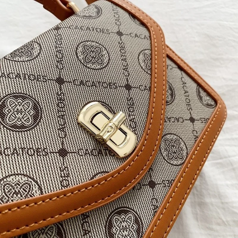 

High-End Ladies Handbag Crafted From Grained Leather Featuring Paris Inspired And Casual Vintage Refined Style ​