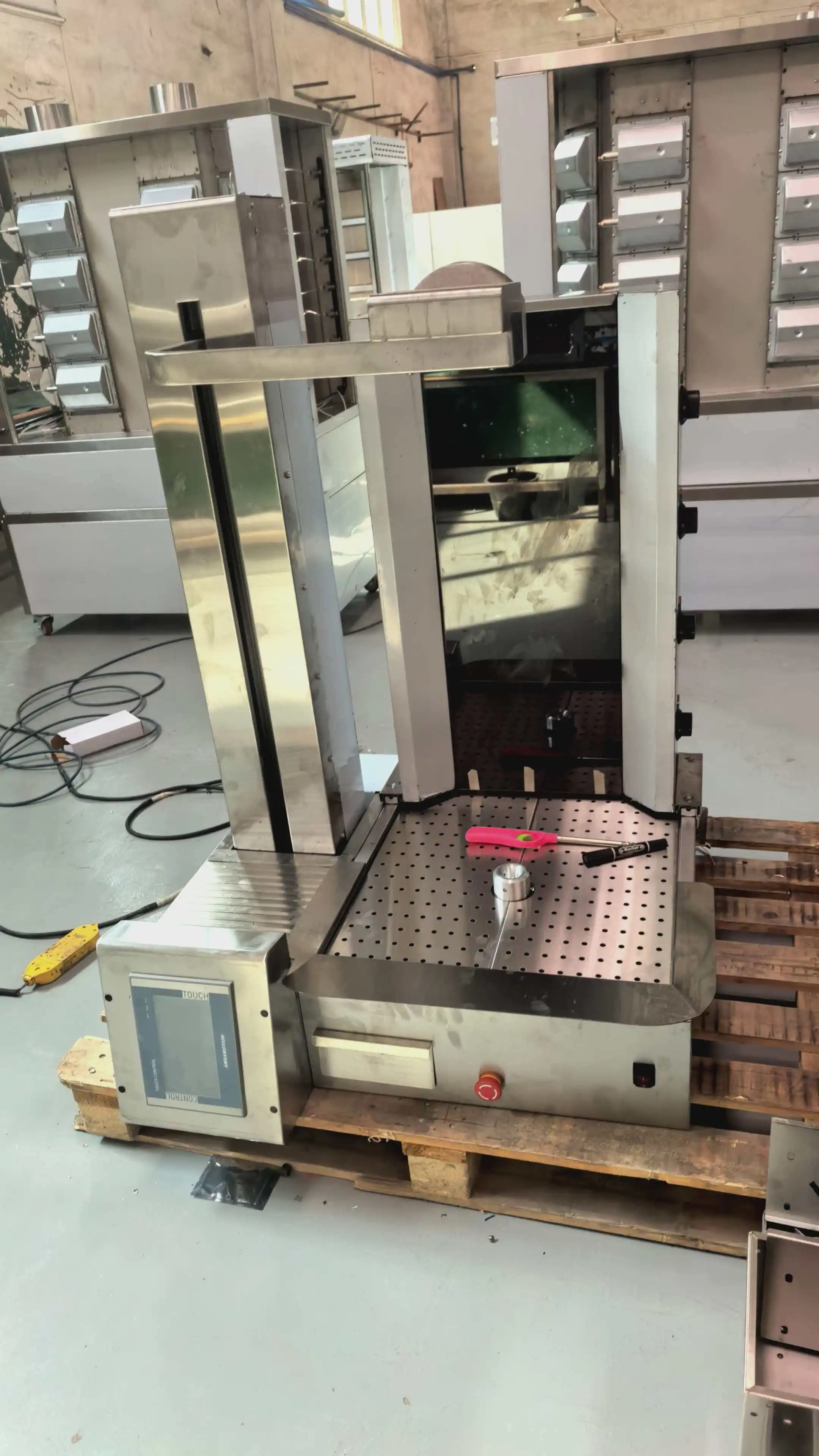 Stainless Meat Slicer BBQ Middle East Griddle Grills Chicken Rotisserie Gas Doner Robot Automatic Cutting Shawarma Kebab Machine