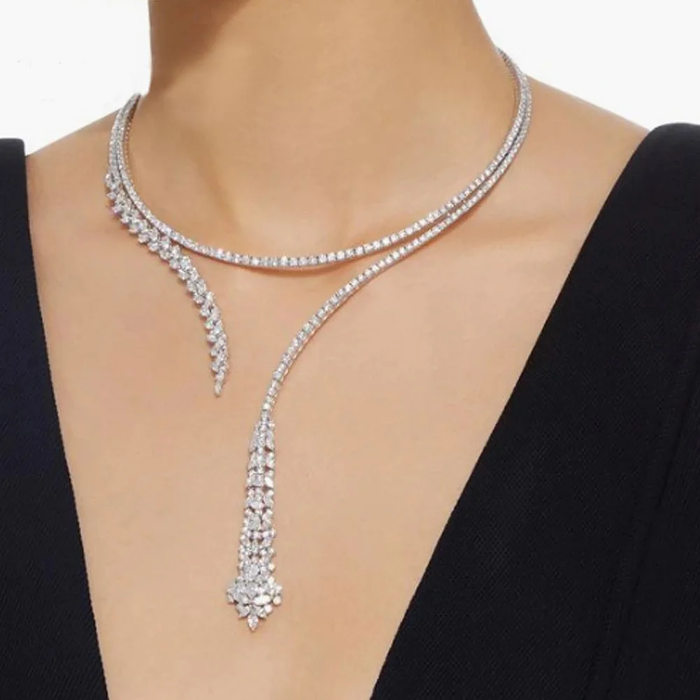 

Luxury crystal necklace