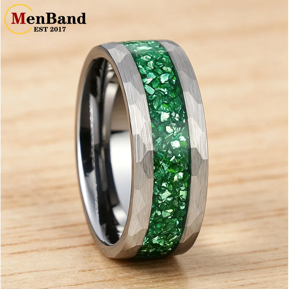 

Dropshipping 4MM 8MM Hammered Men and Women wedding ring Inlaid Green Glass Stone，Couple's Ring, Engagement Party Jewelry Gift
