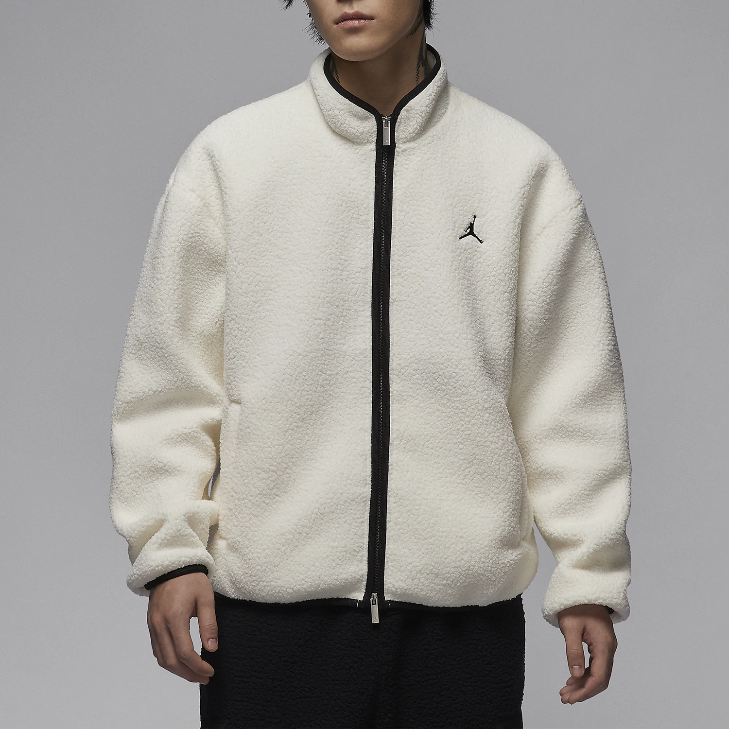 

Оригинальная мужская минималистичная теплая повседневная куртка Nike JORDAN FV7449-133
