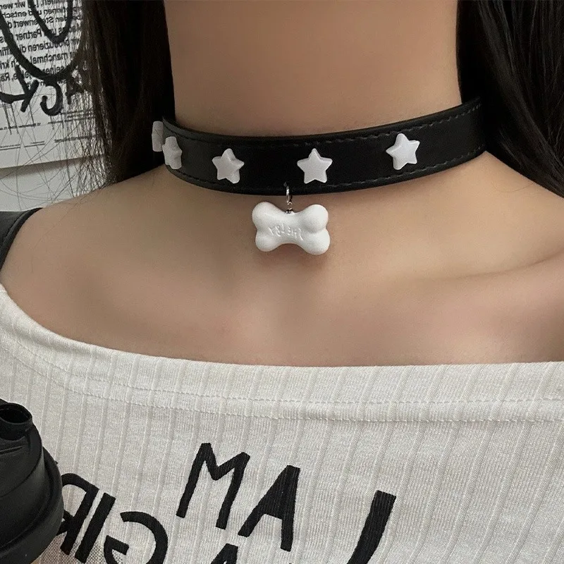 Vintage Y2K Star Bone Pendant Necklace for Women Girls Fashion Pu Leather Lolita Sweet Cute Bone Collar Choker Necklaces Gifts