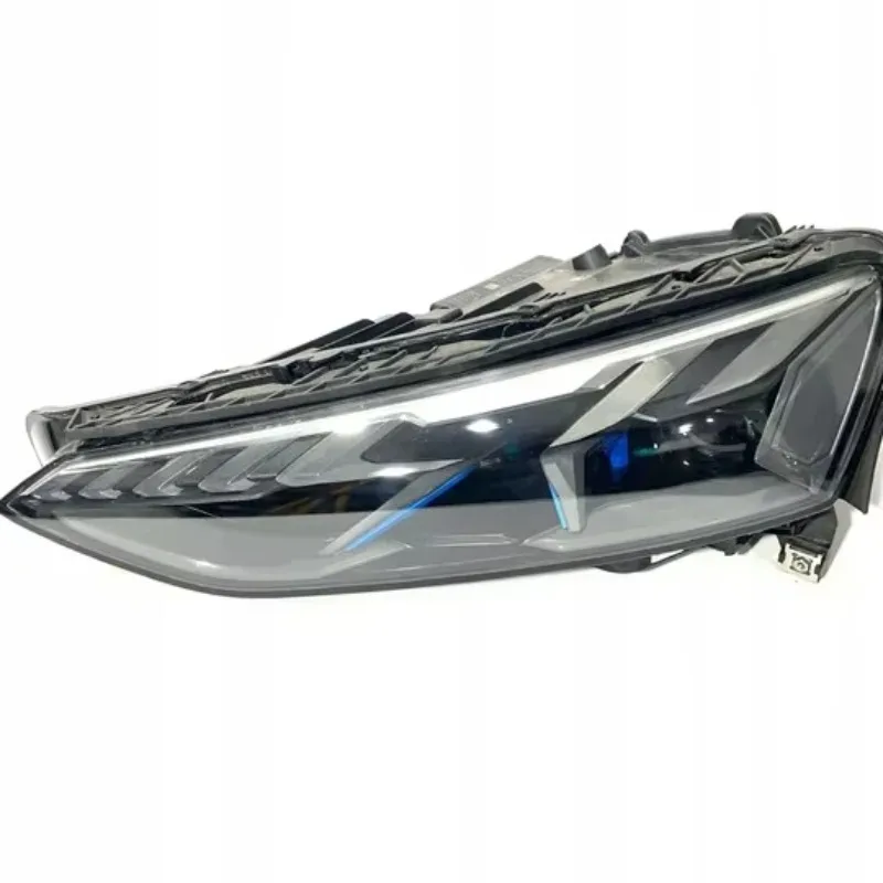 للضوء الأيسر الأصلي Audi E-tron Gt Rs 4j3941085