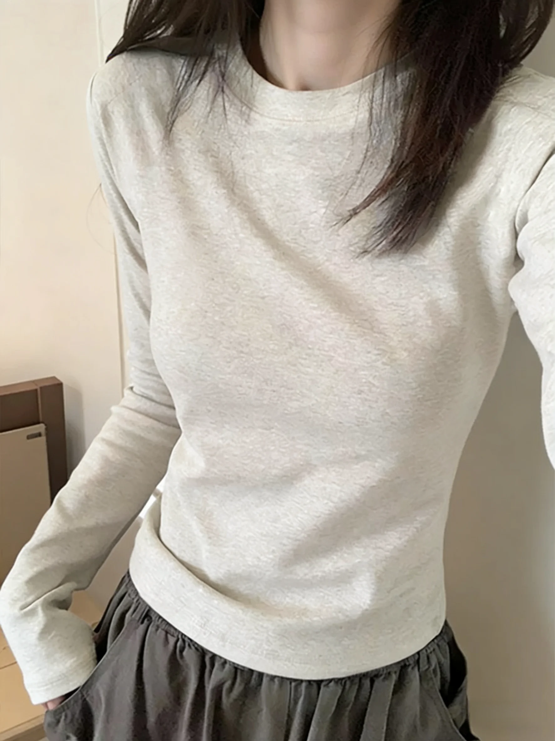 Women's round Neck Long Sleeve T-Shirt 95 Cotton Base Shirt plus Size Slim Fit  Color Inner Wear Top Casual Simple Style