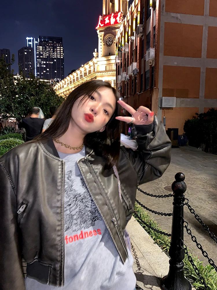 

Women's Short Biker Leather Jacket 2025 New Design Loose Fit Casual Style Fashionable Outerwear Small Size Friendly