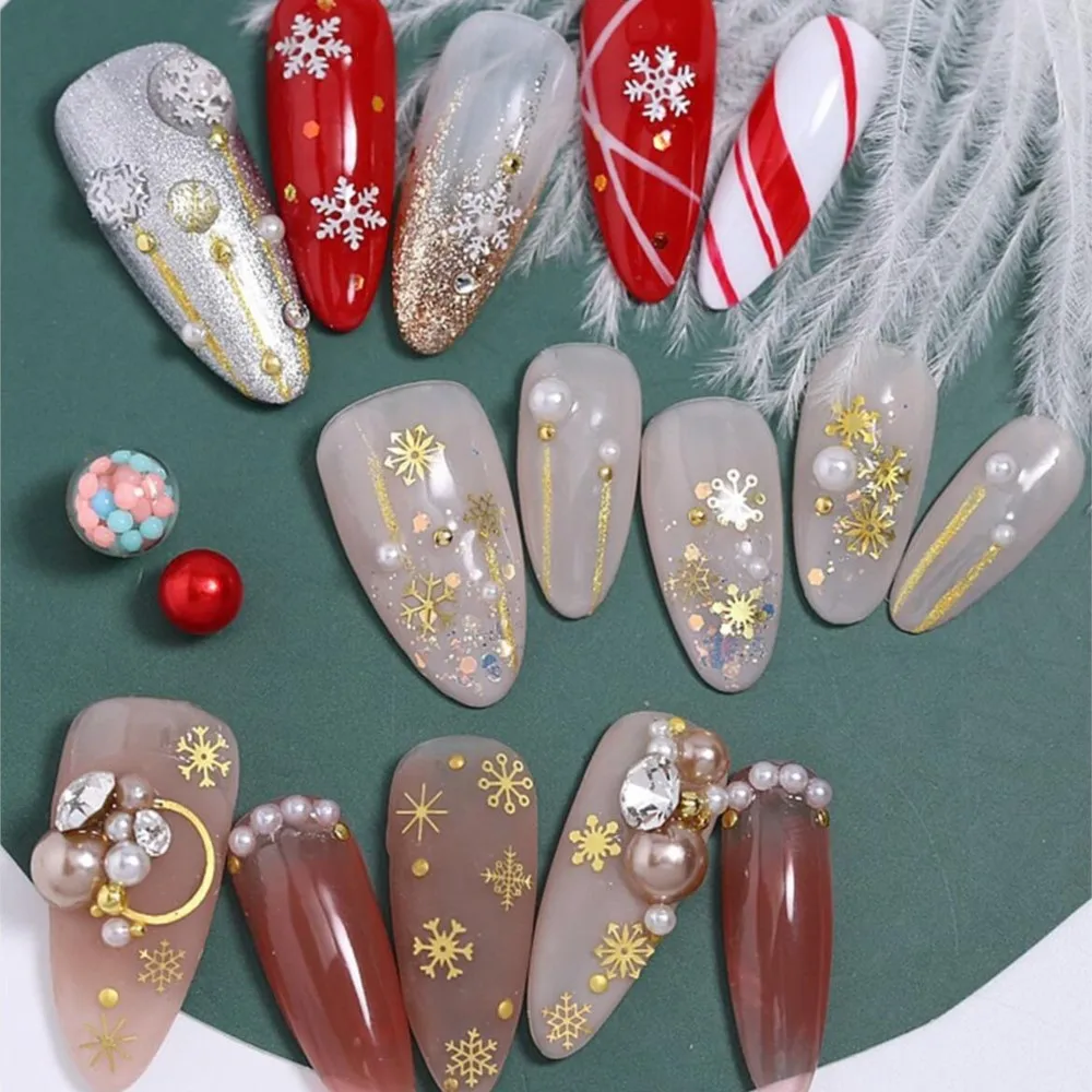 1 doos 3D Kerst Sneeuwvlokken Nail Charms Goud Wit Hollow-Out Sneeuwvlokken Pailletten Winter Xmas Sneeuwvlokken Manicure Accessoires