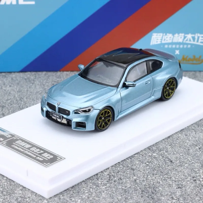 Em estoque: 1:64 BMW M2 G87 modelo de carro de liga de simulação fundida, brinquedo para meninos, item de exibição colecionável para adultos.