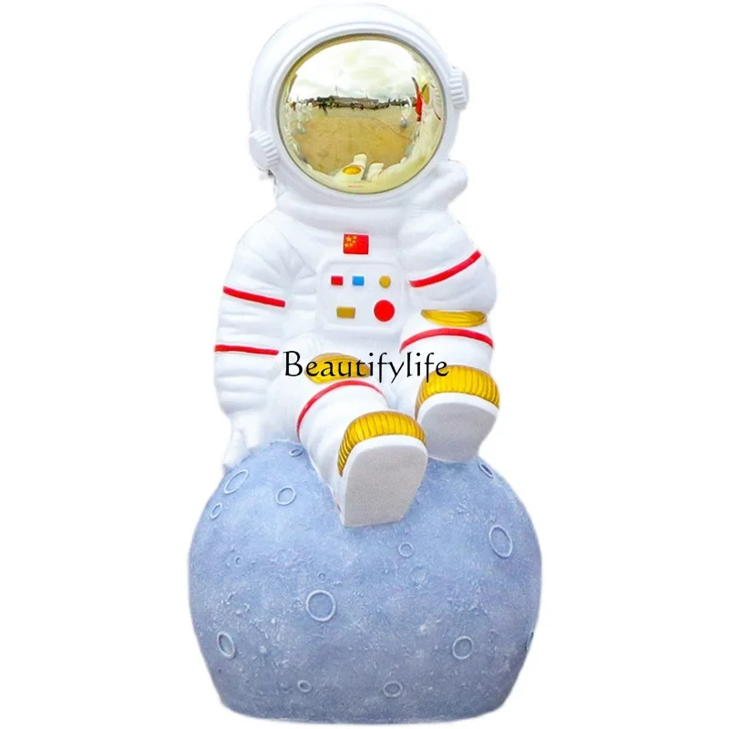 Cartoon FRP Character Astronaut Sculpture Electroplating Spaceman Exhibition Hall Ornament Decoration