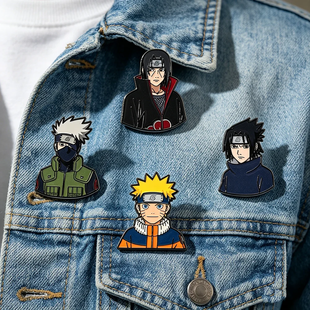 4 Stück Anime-Figuren-Emaille-Pins, Cartoon-Abzeichen für Rucksäcke, coole Broschen für Damen und Herren, Anstecknadeln, Cosplay-Zubehör, Fan-Geschenke