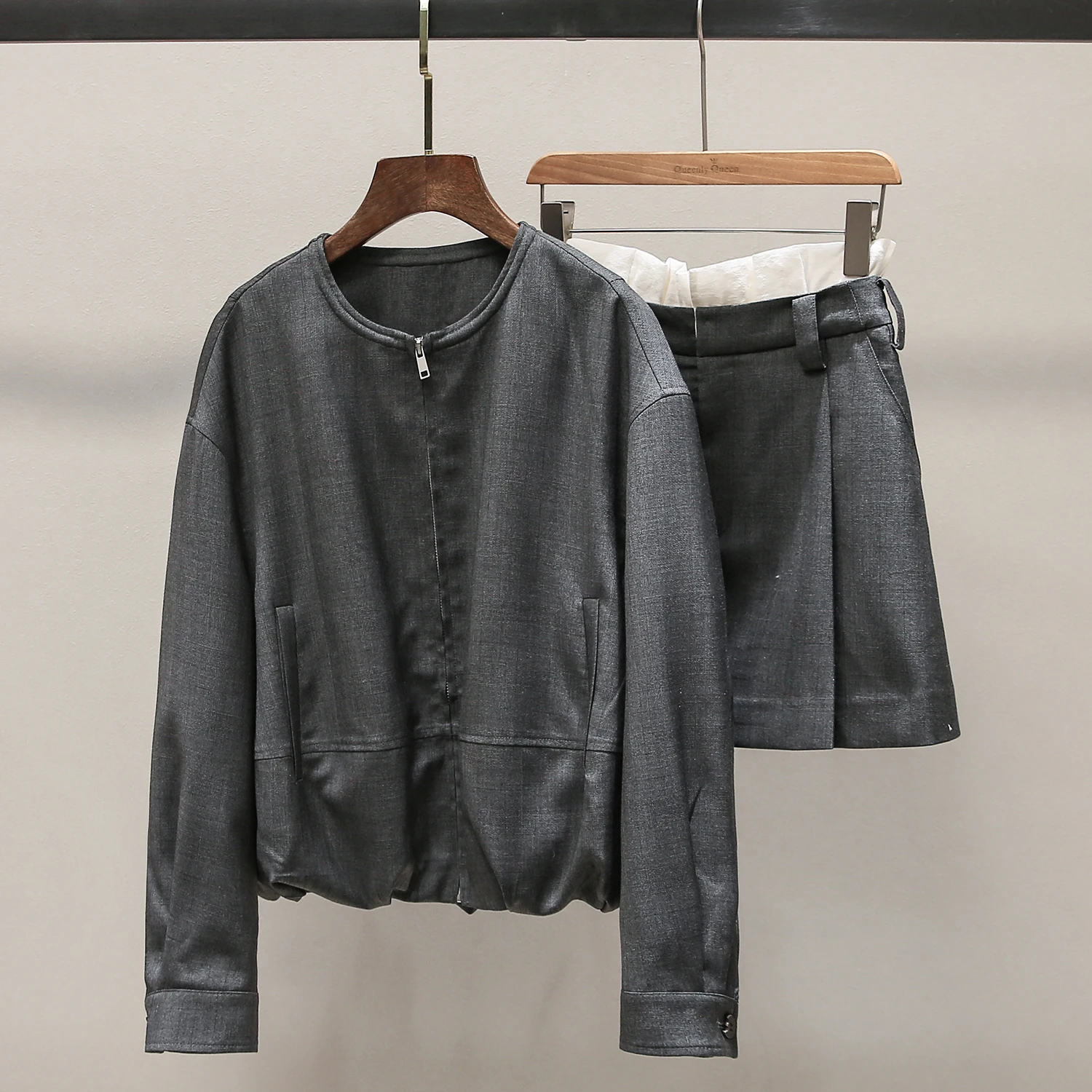 

ay Loose Zipper Jaet And Skirt Set High End Women's Faion Spring Collection by Nan You Ele Sle Polyester Fiber