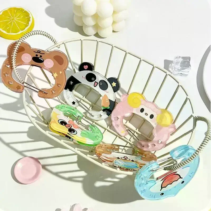 New Cartoon Animals Carabiner Mountaineering Buckle Porous Acrylic Buckle Keychain Backpack Ornament Multipurpose Keyring Hook