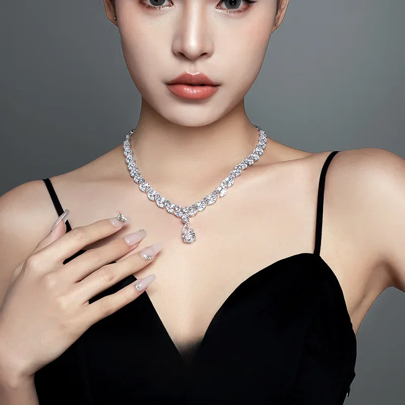 

Customized Full Diamond Inlaid Necklace Imported High Carbon Diamond Ice Crushing Set Wedding Dress Wedding Jewelry