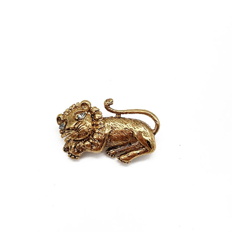 

Animal Brooches Vintage Pins Lion Jewelry Cute Fashion Sweater Dress Decoration For Women