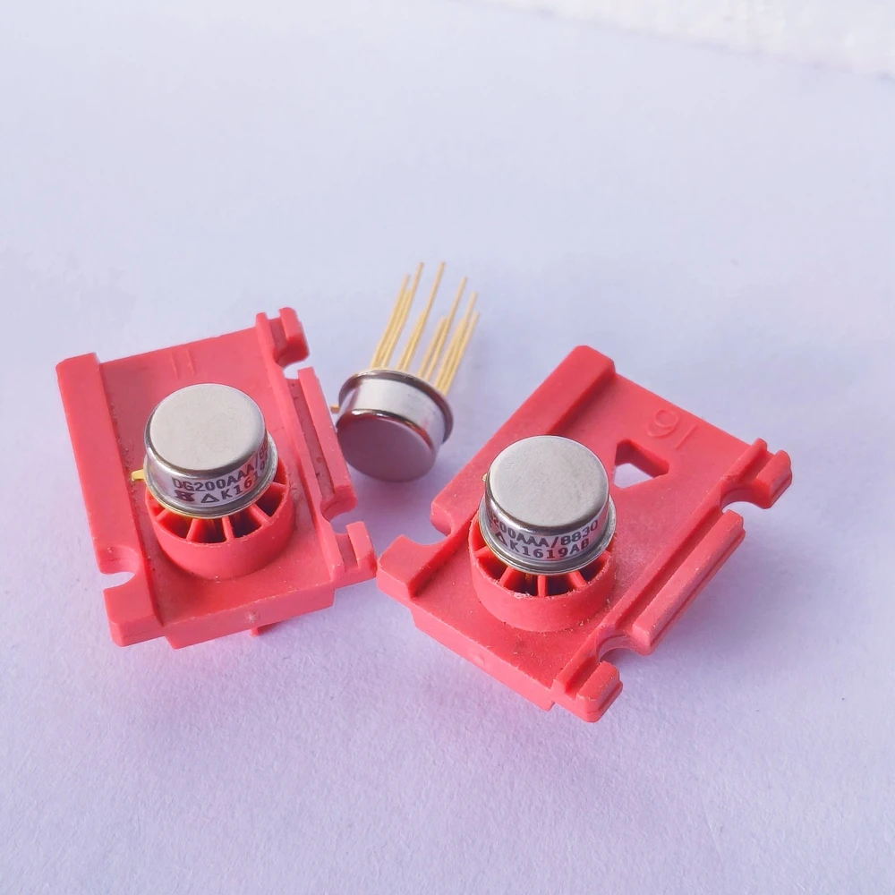 

1pcs/lot DG200AAA/883Q New&Original In Stock