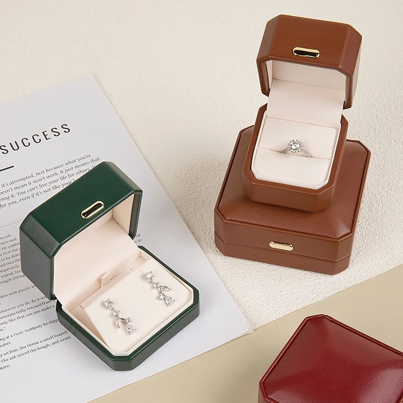 Customized LOGO Elegant Octagonal PU Slant Mouth Jewelry Box Ring Necklace Bracelet Gift Packaging Case Jewelry Collection Box