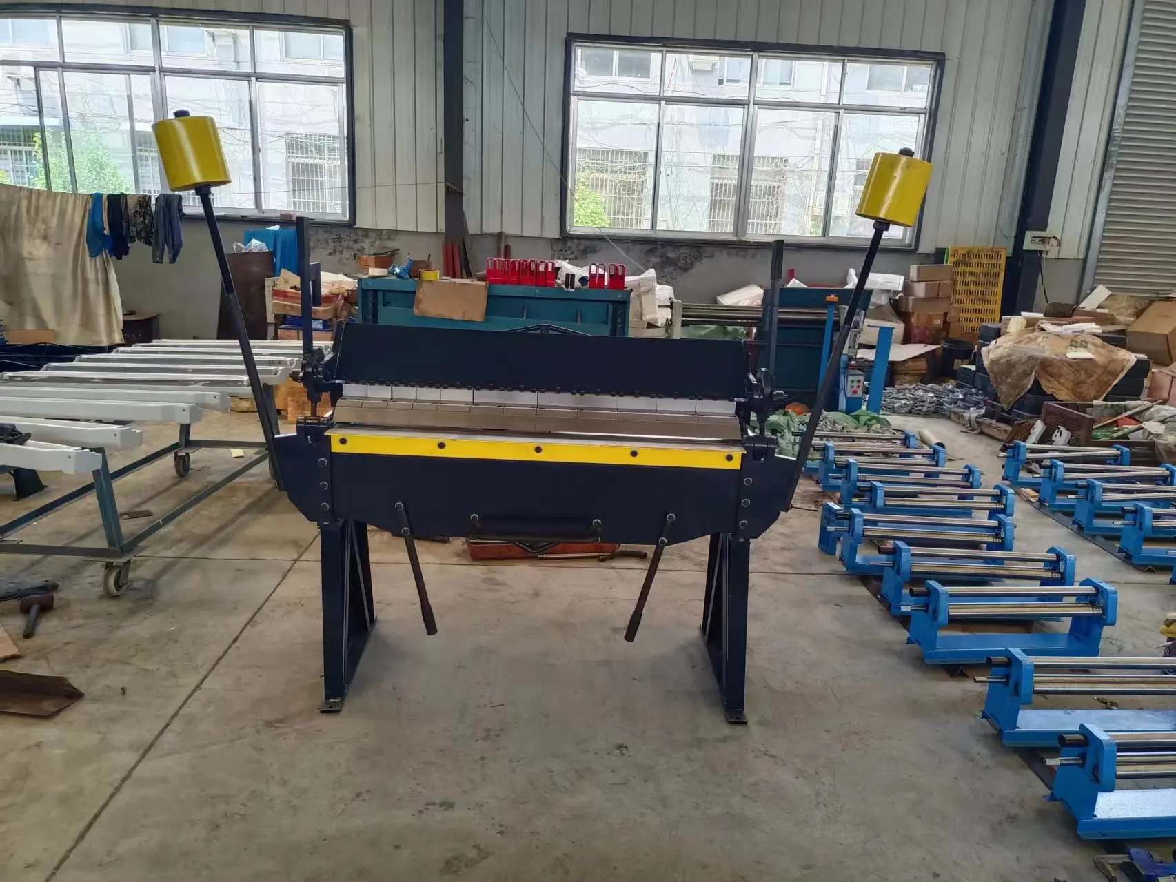 2.5x1220mm Metform Manual Sheet Bending Machine - Plate Folder for Precision Sheet Metal Working