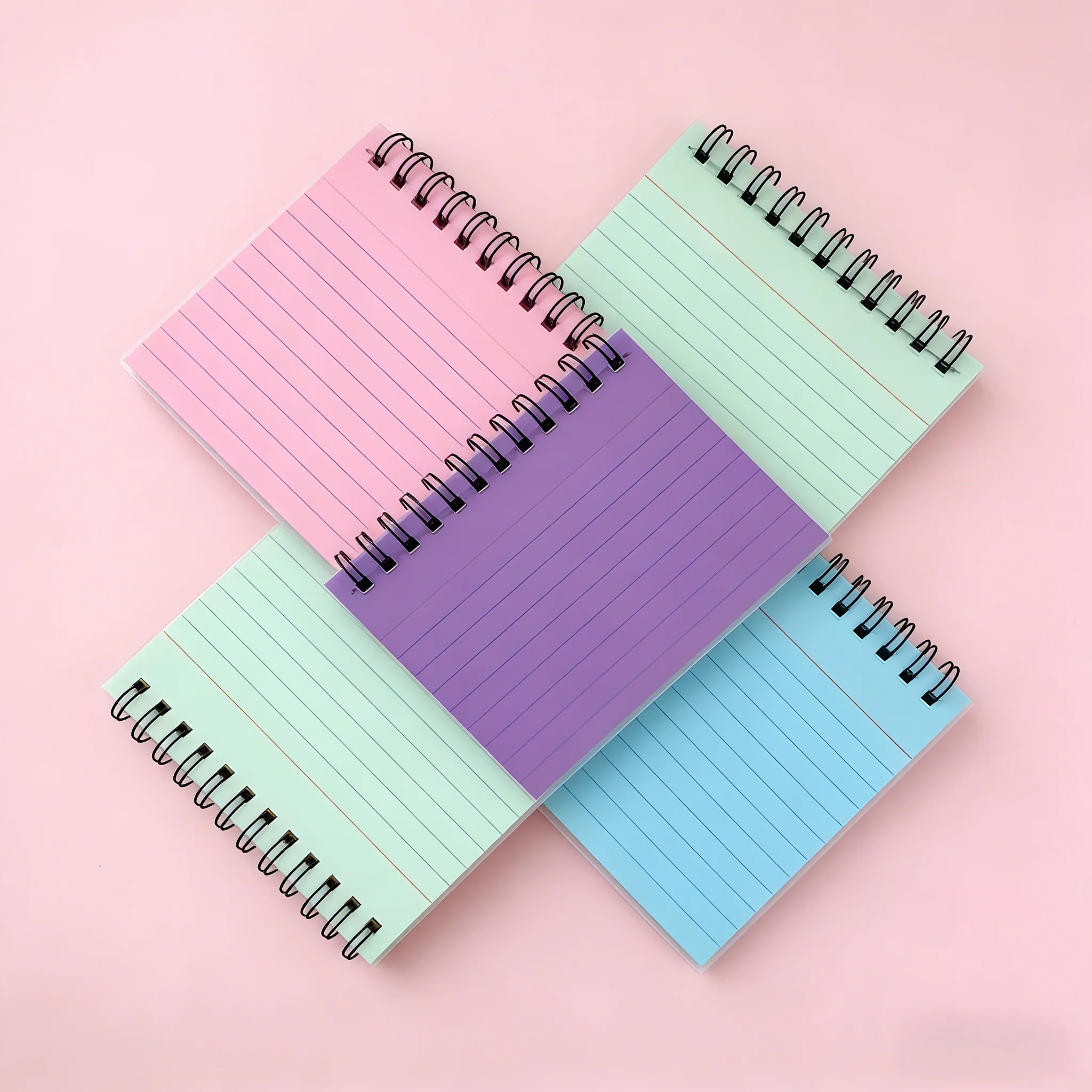 

Набор ярких пастельных мини-блокнотов со спиральным переплетом и линиями, идеально подходит для заметок и подарков.