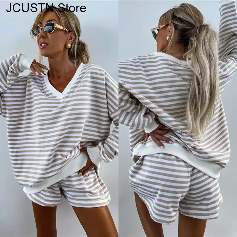 

Women's Striped Long Sleeve Pajama Top Long Sleeve V-Neck Loose-Fit Sports Top Trunks 2-Piece Set Sweatshirt Outfit Oversized