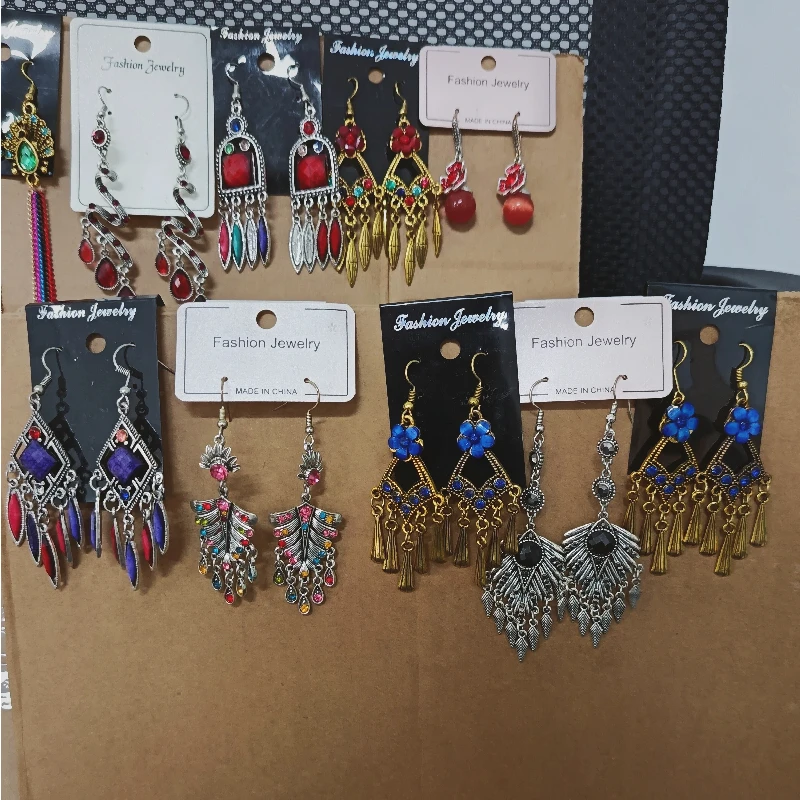 مفاجأة النساء هدية عيد ميلاد مجوهرات 1/10/30/50 قطع الرجعية الهيب هوب القلائد أقراط خواتم أساور صغيرة غامضة