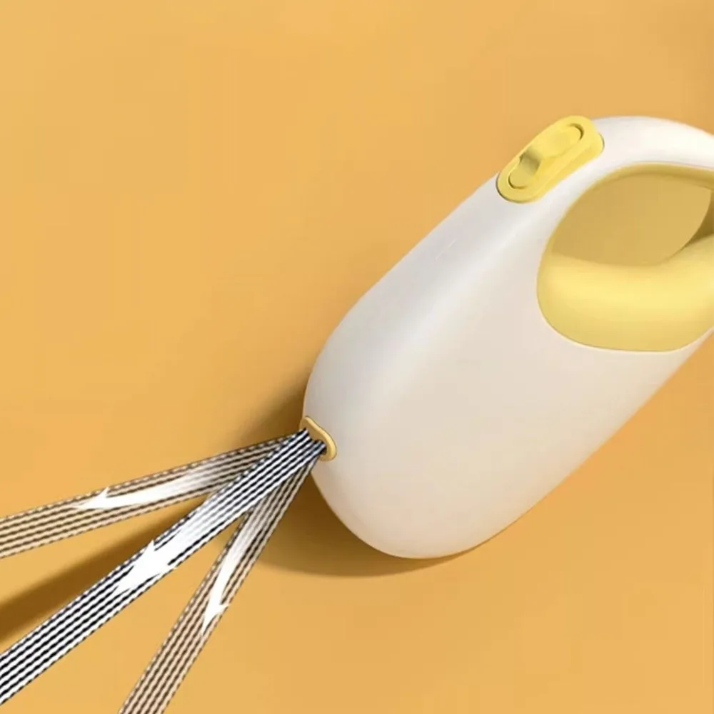 

Flexible Dog Walking Leash Anti-Escape Mechanism Portable Design Retractable Dog Leash 5m Length Nylon