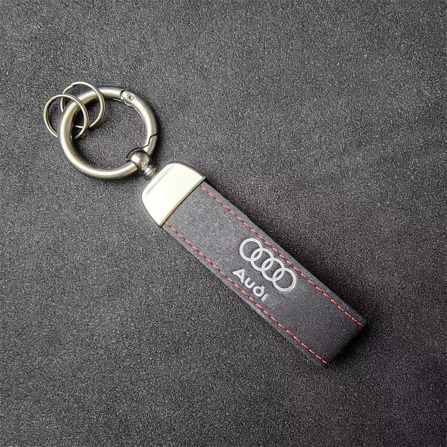 

2025 New Man Keyring Women Luxury Car Keychain For Audi RS A3 A4 A6 A5 Q5 A1 Q7 Q3 TT RS3 RSQ8 S3 RS6 Sline Keychain Accessories