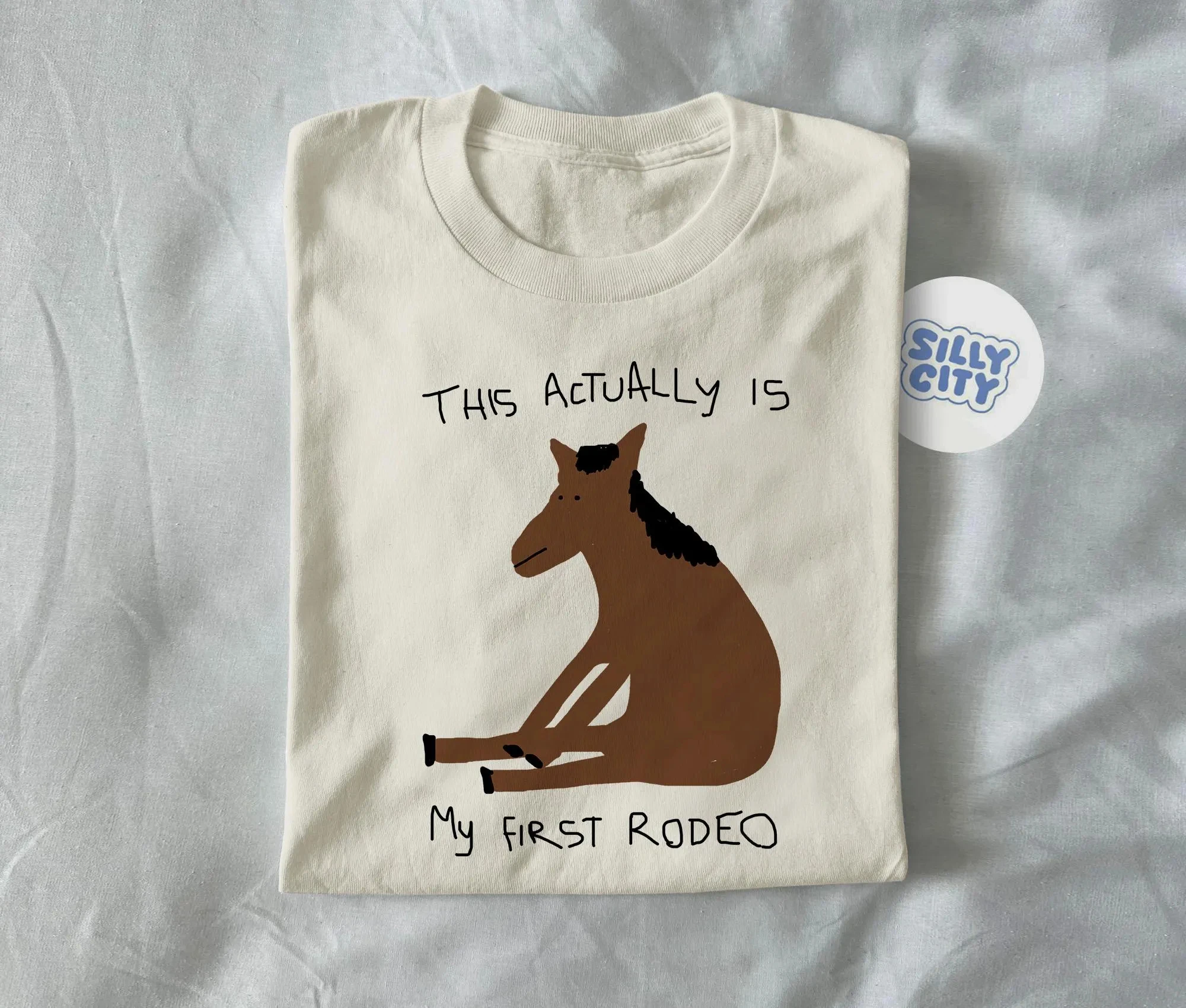 Ceci est en effet mon premier rodéo - T-shirt unisexe, t-shirt drôle, t-shirt à thème meme, t-shirt à thème cheval, t-shirt étrange, t-shirt à thème rodéo