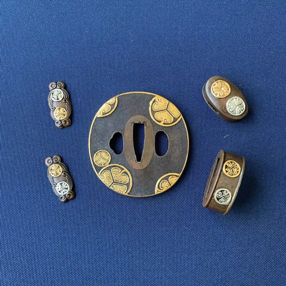 

Rare Styles Top Quality Complete Gilded Gold & Silver Copper Tsuba, Kuchi, Kashira, Menuki Tachi Katana Sword Accesories