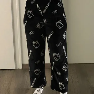 بيجامة Sanrio Hello Kitty ، سروال الفانيلا Spidermanالسراويل الصوفية النسائية ، أزياء Kawaii ، السراويل المنزلية غير الرسمية ، ملابس الشتاء أفضل 9 سروال مرحبا كيتي مبيعا - رقم 4