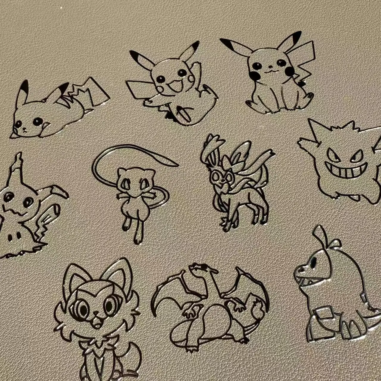 New Pokémon 3D 3D Pikachu Charizard Metal Ladder Cartoon Mobile Phone Tablet Laptop Headphones Decoration Decal