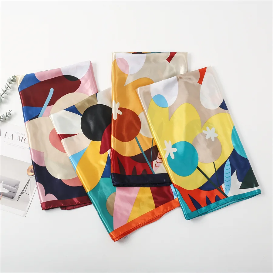 1pcs 90cm Retro Flower Print Silk Scarf Simple and Elegant Women\'s Imitation Silk 90 Satin Large Square Scarf Headscarf