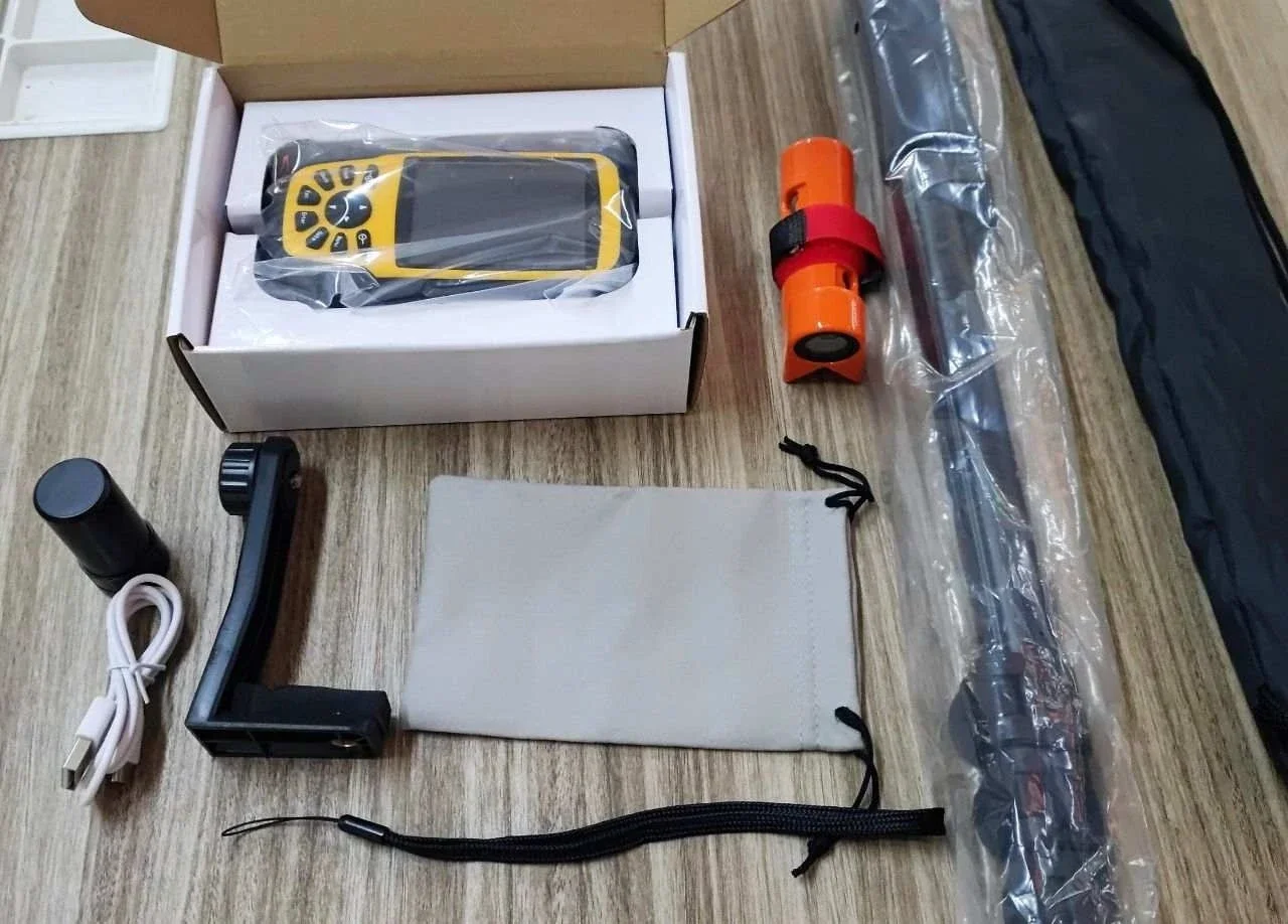 Gnss Rtk Base and Rover Used Gnss Reference Station Gps Topographic Handheld Gnss Receiver