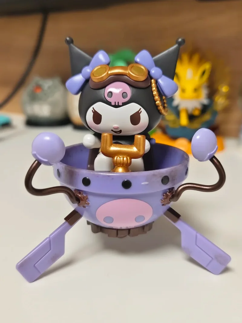 

Toptoy Steampunk Series Kuromi My Melody Cinnamoroll Surprise Blind Box Collectible Figure Trendy Desktop ornament