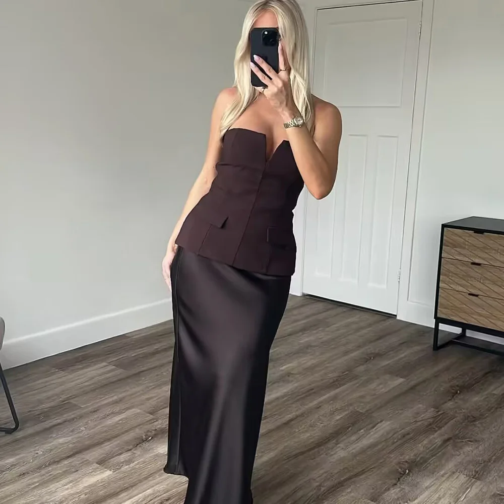

2025 boutique fashionable women's casual elegant design with European and American atmosphere strapless strapless strapless top