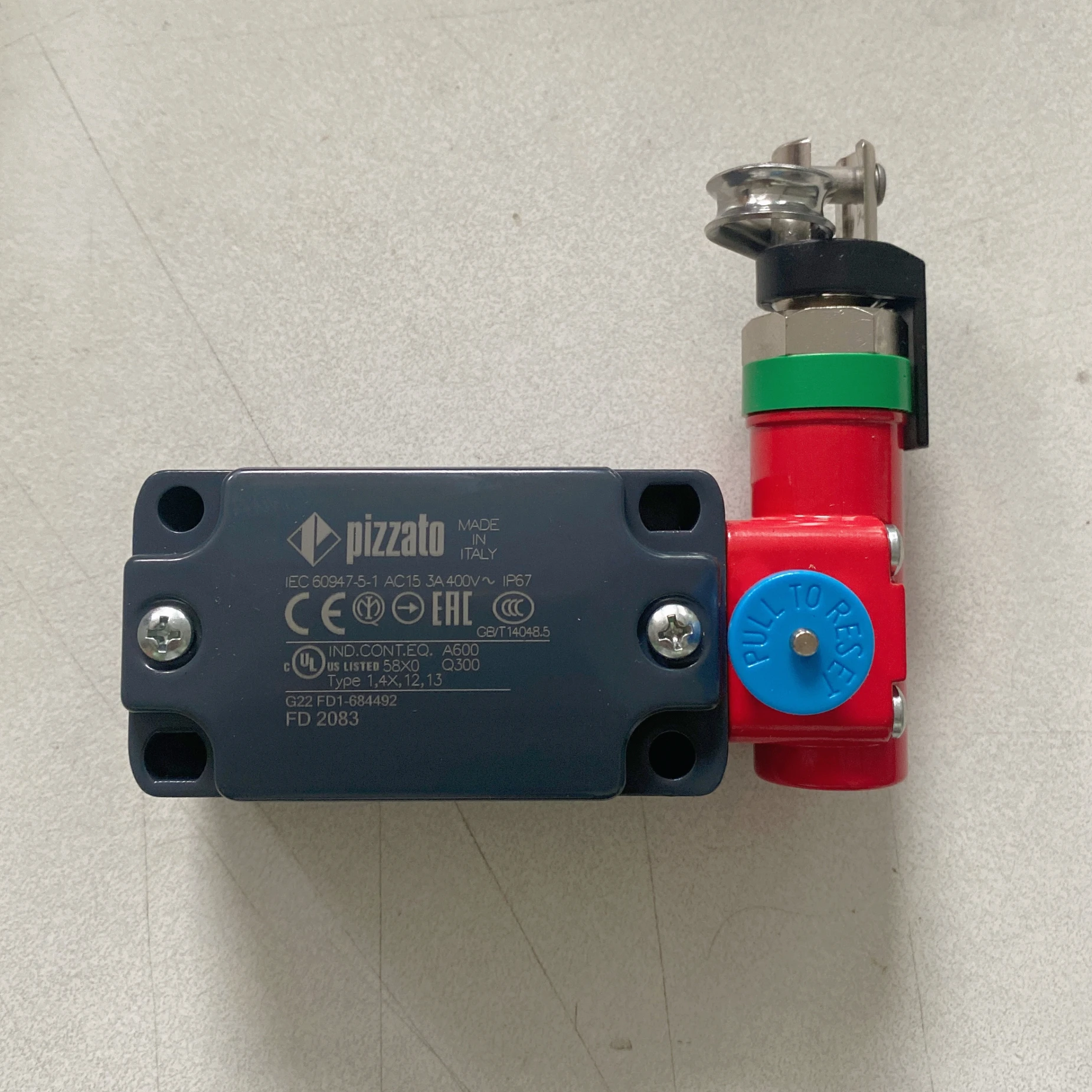 

New original Pizzato drawing rope switch model FD 2083