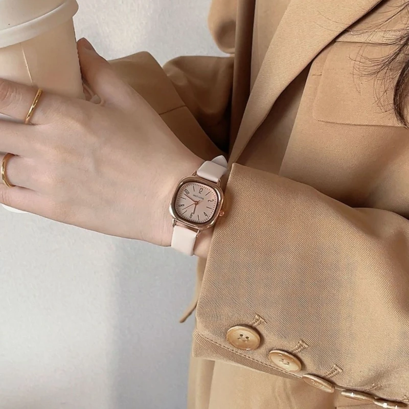Simple Square Dial Women Watches Casual Retro Quartz Wristwatches Leather Strap Fashion Ladies Students Clock Gifts Reloj Mujer